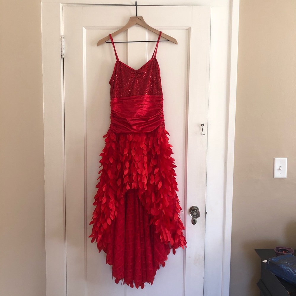 Dancing Woman Emoji Costume
